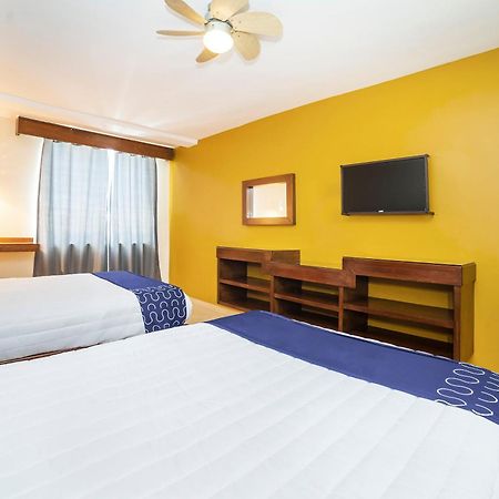 Capital O Hotel Casa Blanca Celaya  Zewnętrze zdjęcie