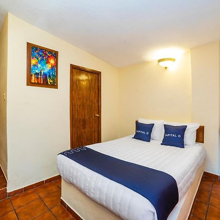 Capital O Hotel Casa Blanca Celaya  Zewnętrze zdjęcie