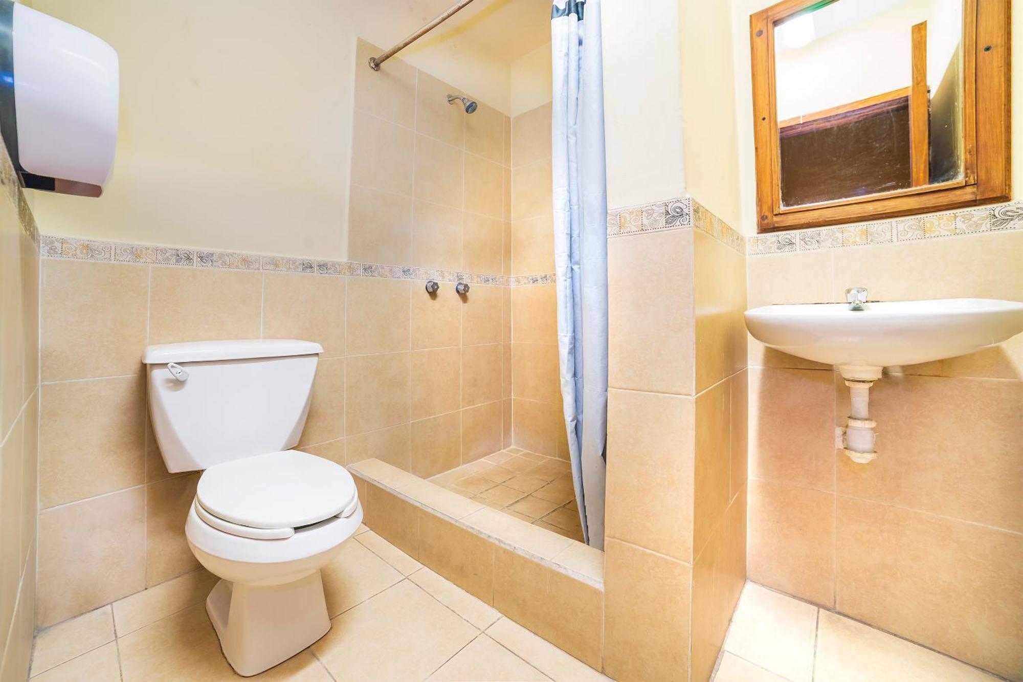 Capital O Hotel Casa Blanca Celaya  Zewnętrze zdjęcie