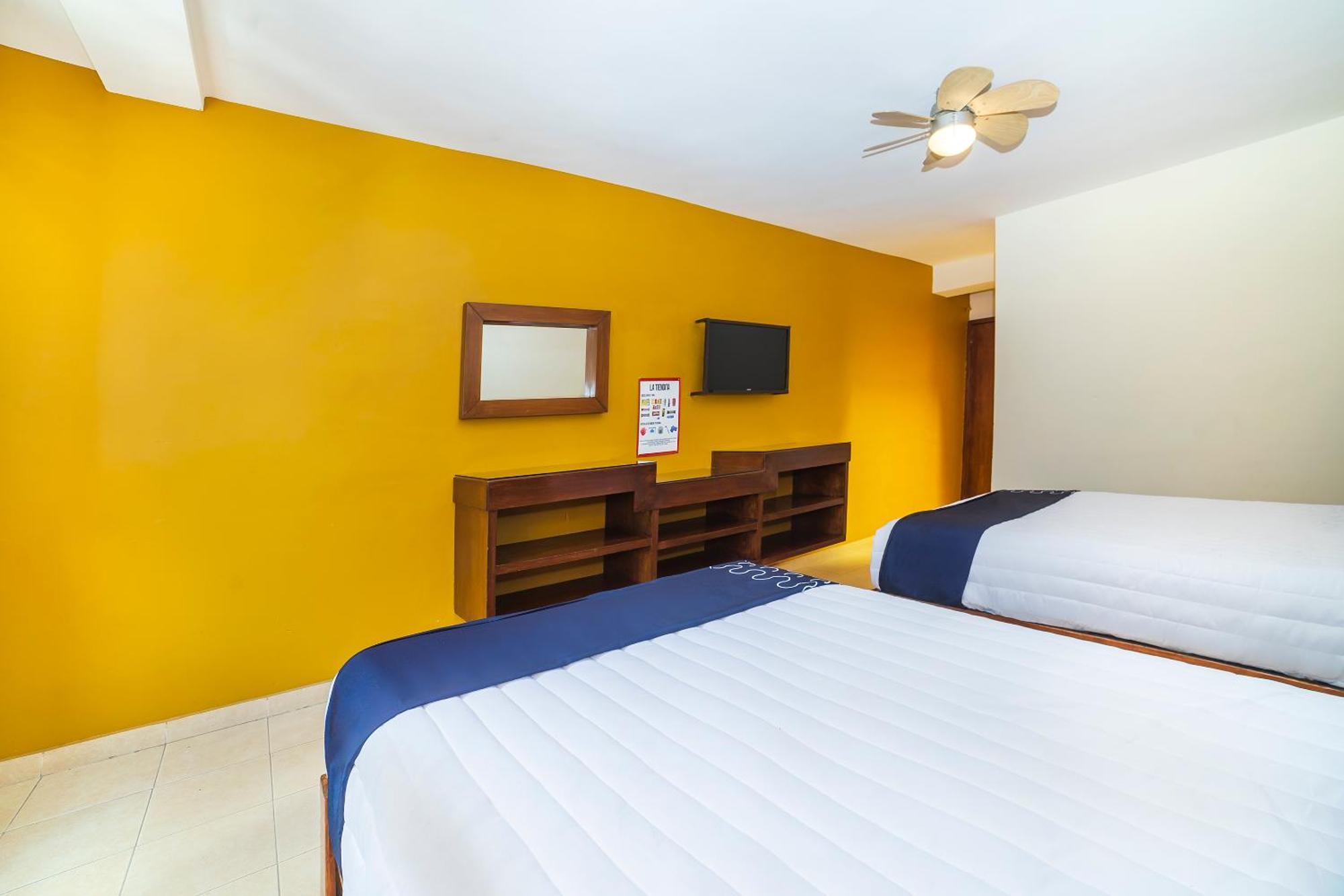 Capital O Hotel Casa Blanca Celaya  Zewnętrze zdjęcie