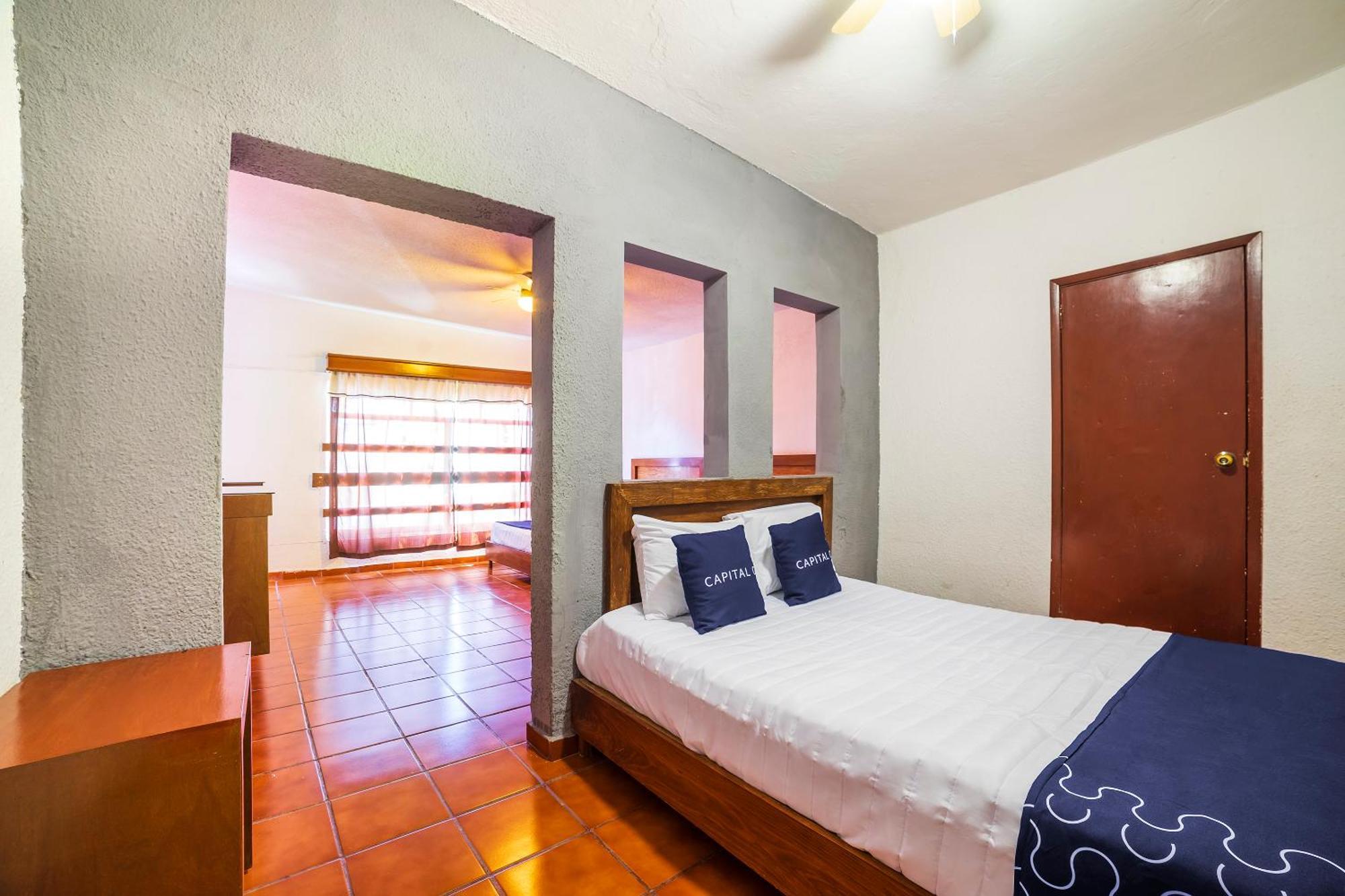 Capital O Hotel Casa Blanca Celaya  Zewnętrze zdjęcie