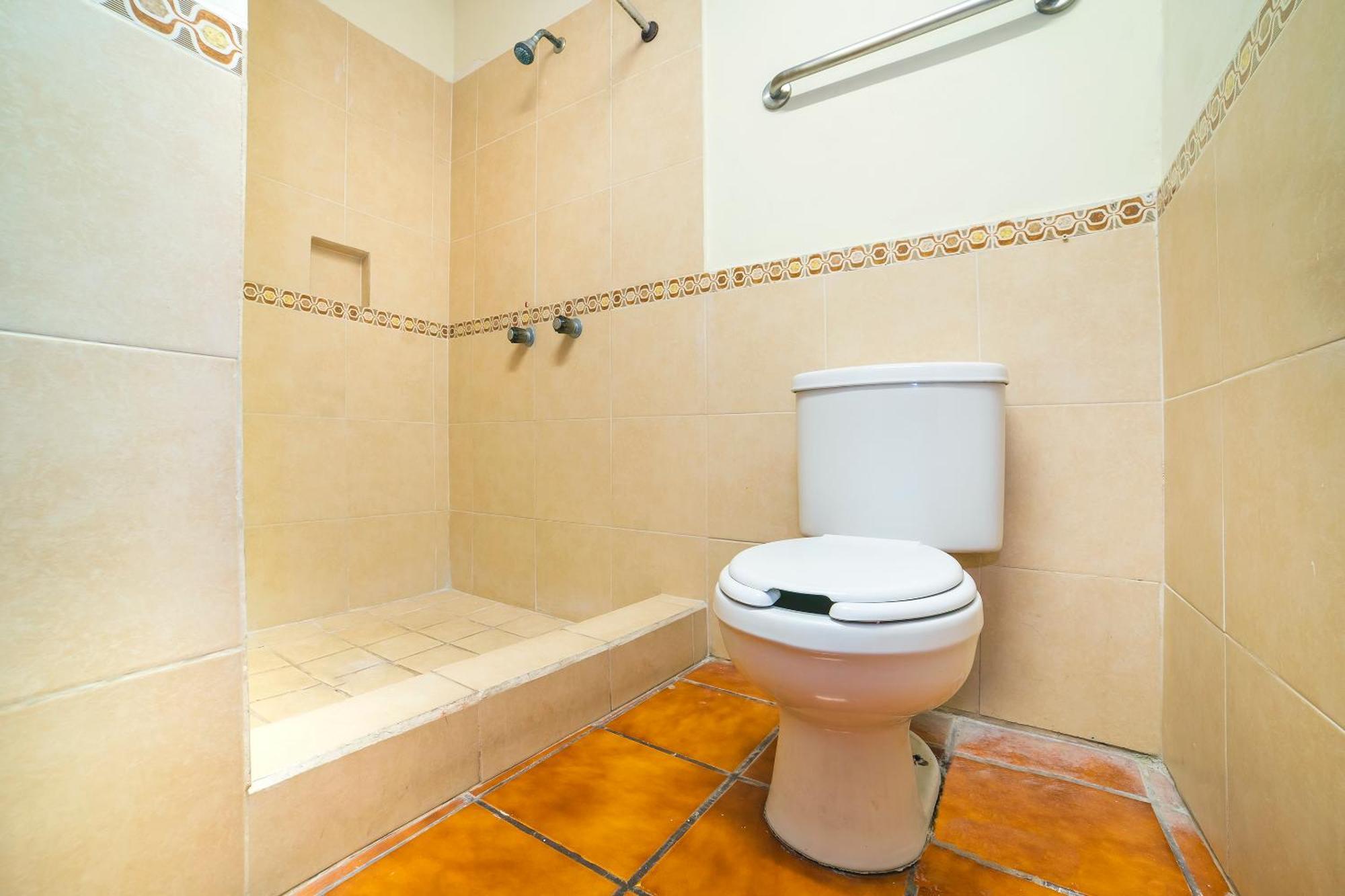 Capital O Hotel Casa Blanca Celaya  Zewnętrze zdjęcie